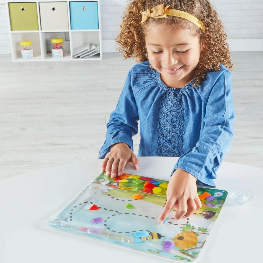 Online Learning Resources Aktivitetsmåtte - Former, farve & finmotorik