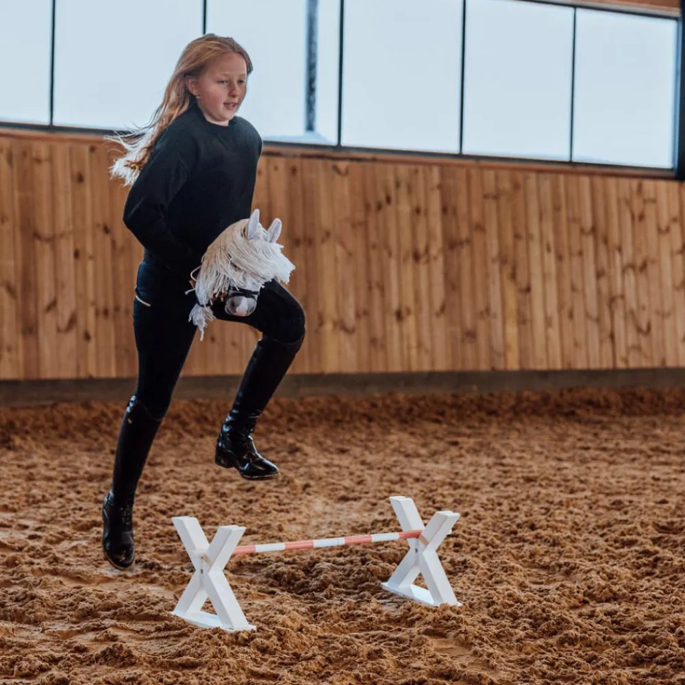 Clearance byASTRUP kæphest - Hvid "Sigrid"