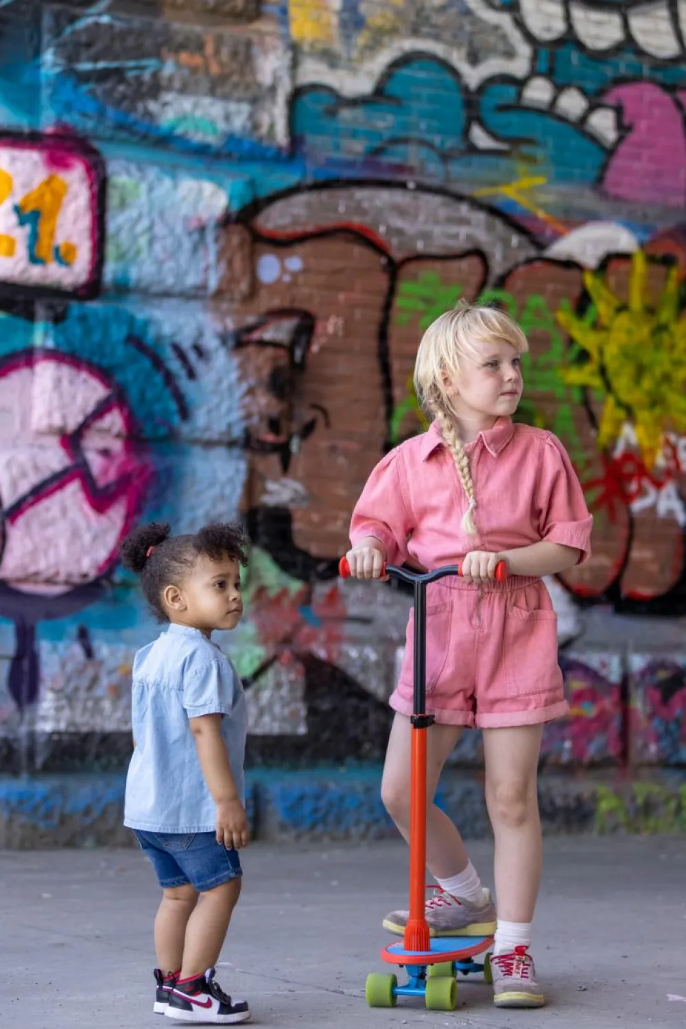 Outlet Chillafish 2-i-1 SkatieSkootie - Rød