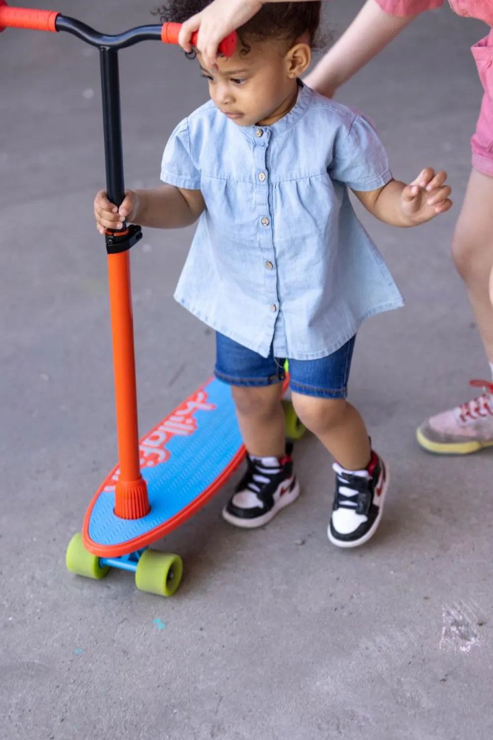 Outlet Chillafish 2-i-1 SkatieSkootie - Rød