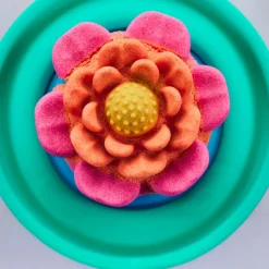New Kinetic Sand ® - Squish Blossom