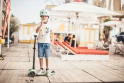 Clearance Scoot & Ride Løbehjul - Highwaykick 3 m. LED, Kiwi