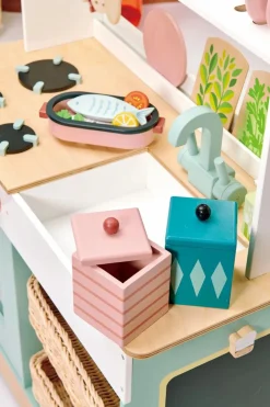 Sale Tender Leaf Legekøkken i træ m. mikroovn - Inkl. tilbehør