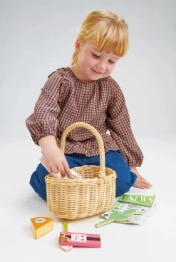 Hot Tender Leaf Legemad - Flettet kurv med varer