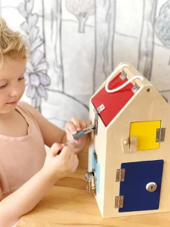 New small foot Låsehus