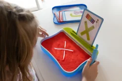 Hot Learning Resources Lystavle - Lær at skrive tal og bogstaver (A-Z)