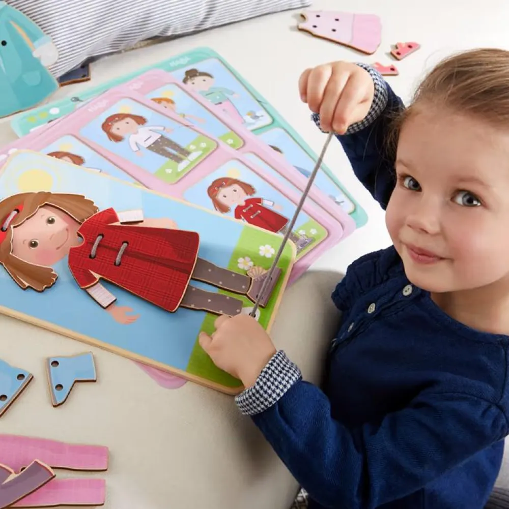 Hot Haba Snøreleg - Giv mig tøj på