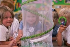 Best InsectLore Sommerfuglehave m. 33 fritleverede larver