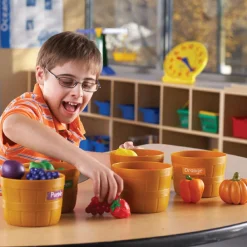 Sale Learning Resources Sorteringssæt - Grøntsager og frugter